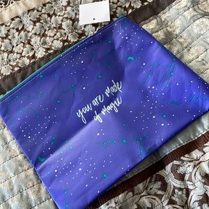 Thrive cosmetics makeup bag